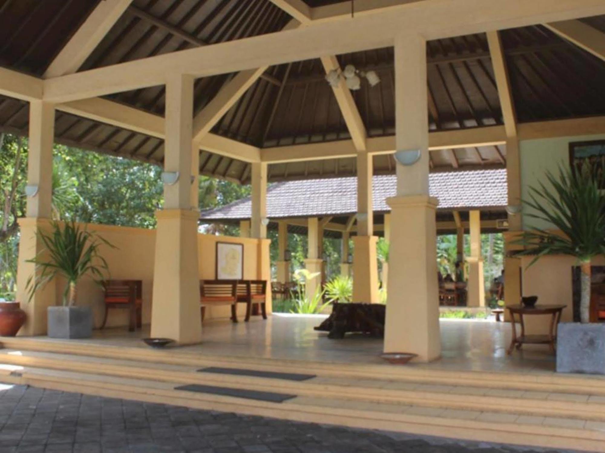 Tastura Beach Hotel Kuta  Exterior foto