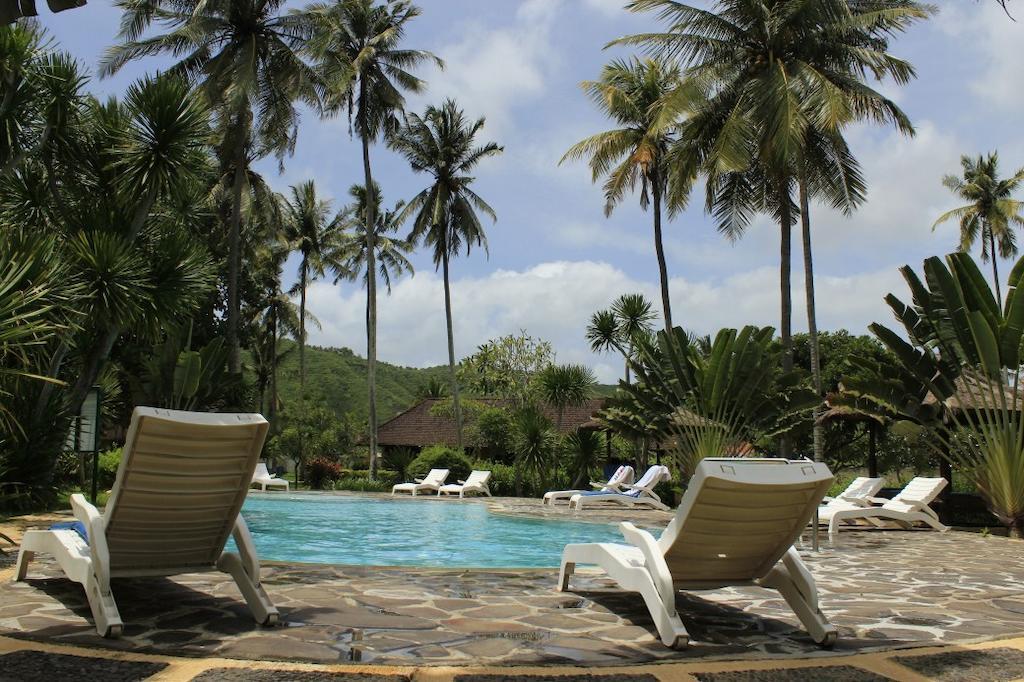 Tastura Beach Hotel Kuta  Exterior foto