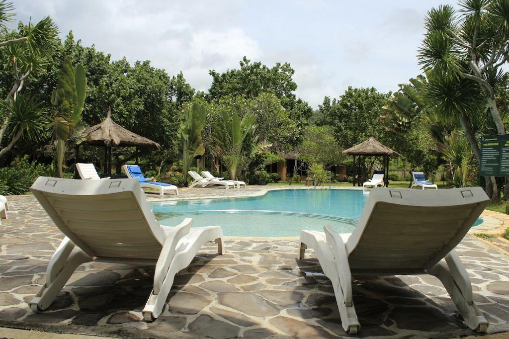 Tastura Beach Hotel Kuta  Exterior foto
